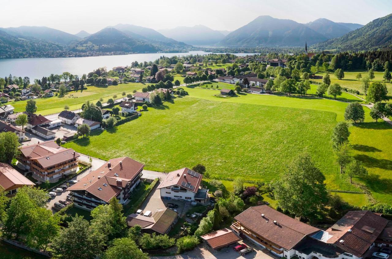 Homeoffice Und Auszeit Zu Zweit Am See By Stayfritz Bad Wiessee Exteriör bild